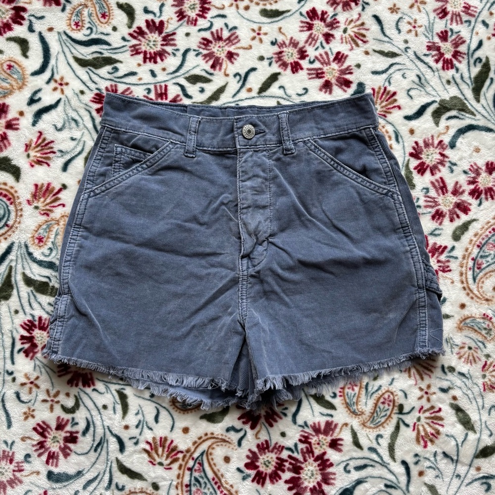 AE High Rise Cargo Style Shorts